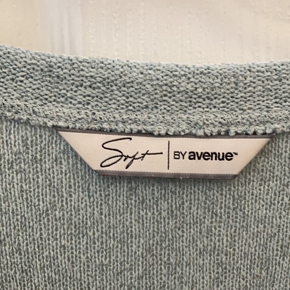FINAL MARKDOWN Avenue deep v neck sweater 22/24 - Picture 3 of 5